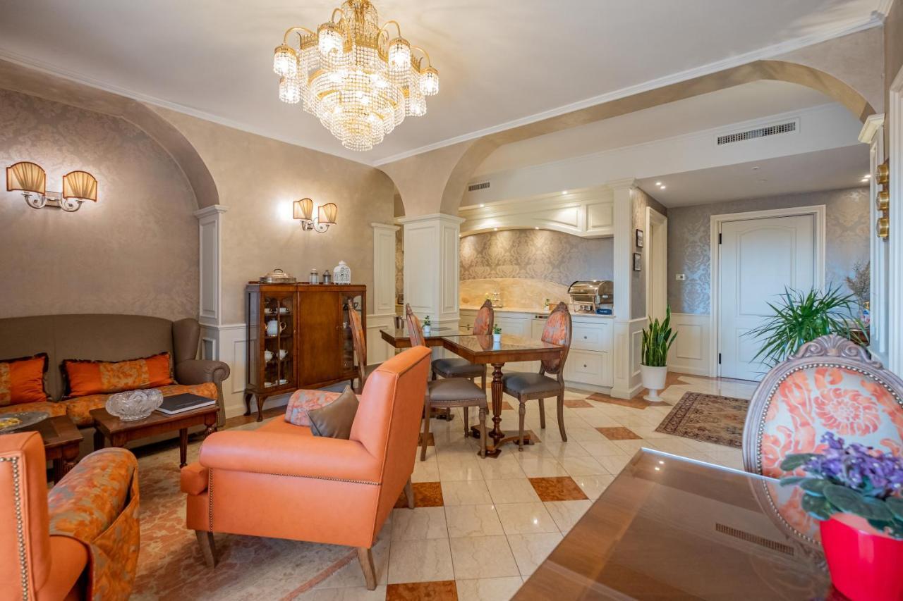 Relais Colle San Pietro Bed & Breakfast Verona Bagian luar foto