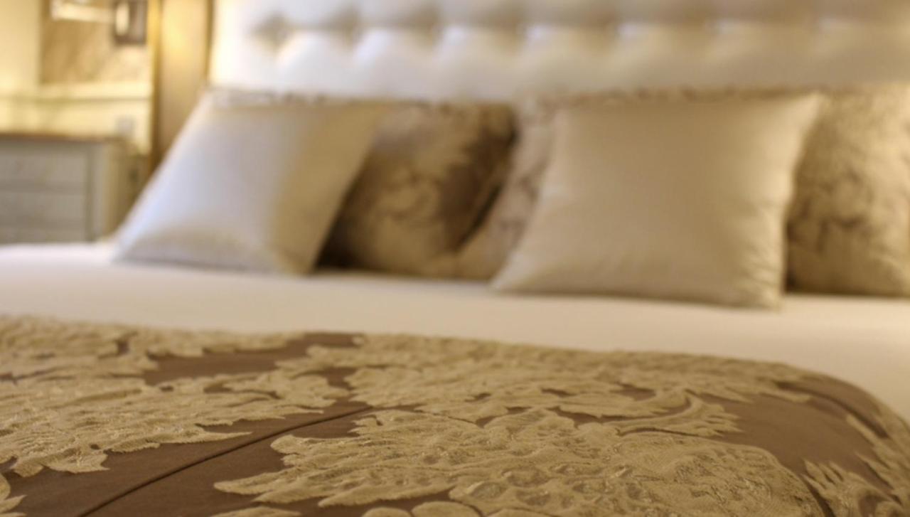 Relais Colle San Pietro Bed & Breakfast Verona Bagian luar foto